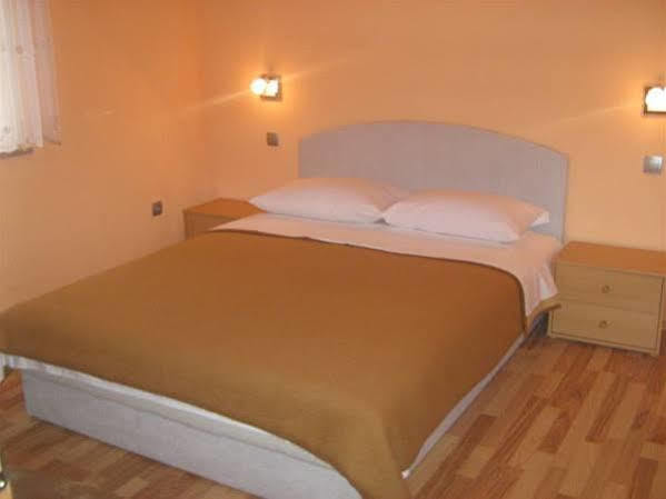 Hotel House Mirjana Smoljanac Zewnętrze zdjęcie